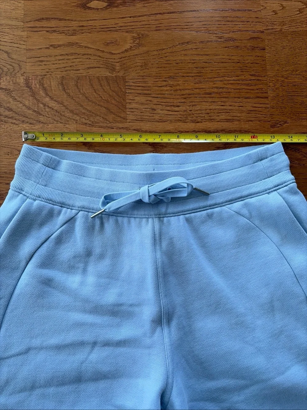 Lululemon Softstreme High-Rise Shorts 6 Black Pockets 4